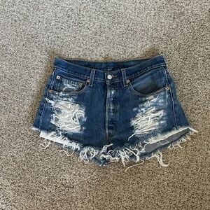 Levi’s high waisted shorts